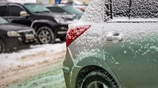 Зимний уход за автомобилем: важные советы от автоэксперта Колодочкина