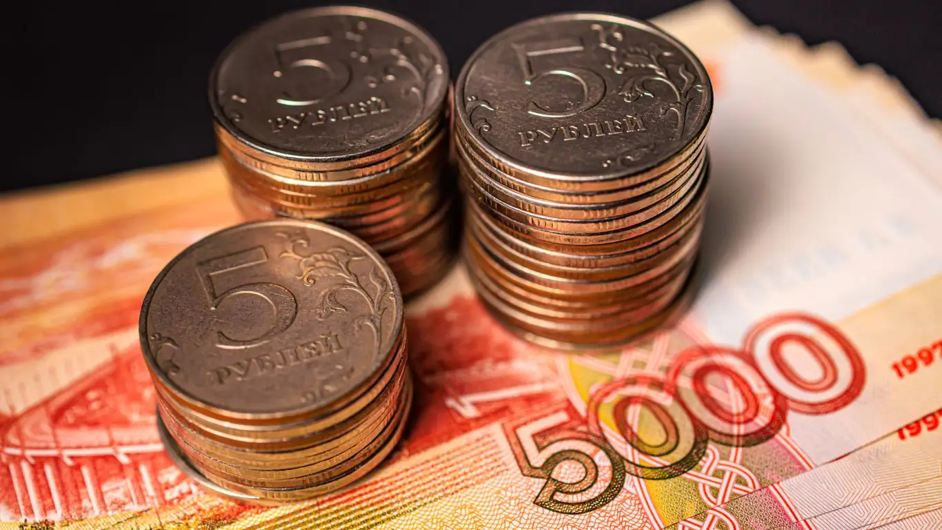 2025 год станет для российских автолюбителей переломным: даже бюджетные машины окажутся роскошью