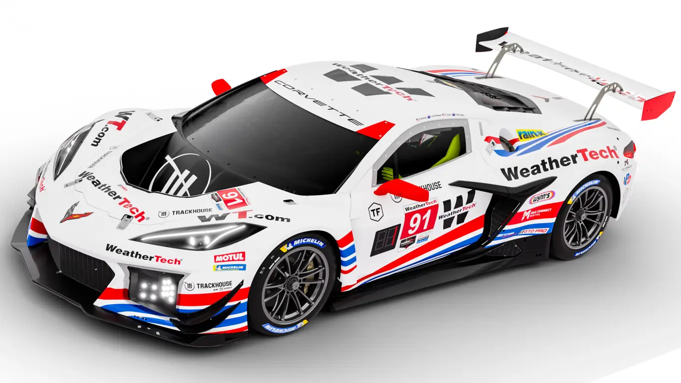 Corvette Z06 GT3.R выступит на Daytona 24 с новой ливреей в цветах российского триколора