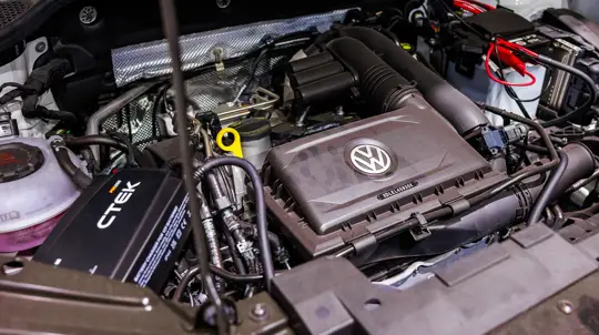 Не переходите красную черту: за это двигатель автомобиля будет говорить «спасибо» долгие годы