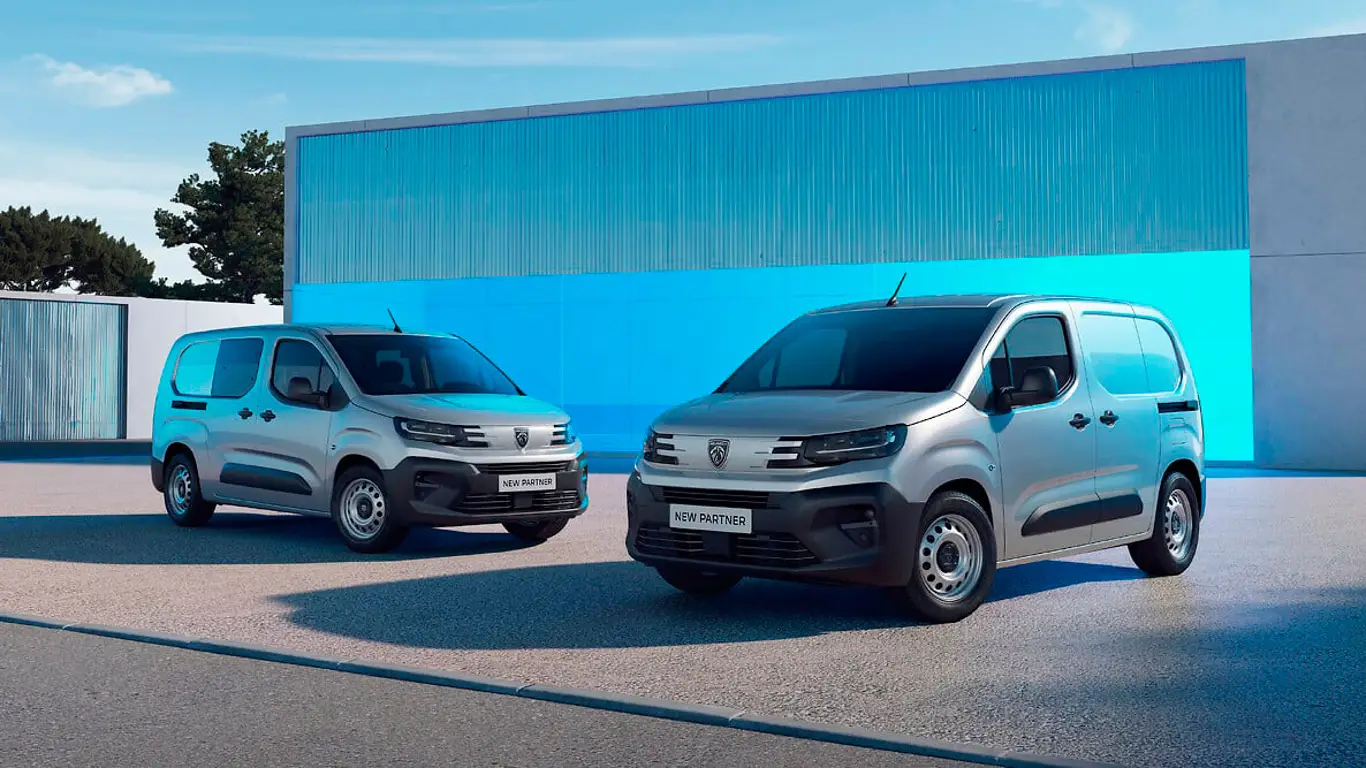 Фургоны Stellantis превращаются в офисы будущего: новые функции перевернут рынок