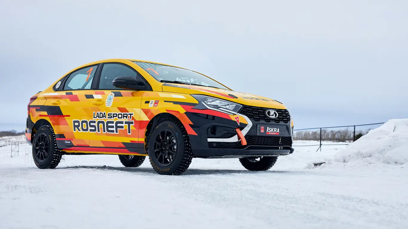 Совершенно новая LADA Iskra получила спортивную версию: 173 л.с. мощности и новые детали в комплекте