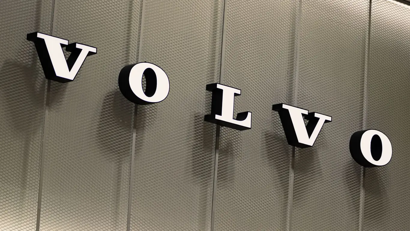 Volvo Semi не за горами: шведы намерены вытеснить Илона Маска хотя бы с этого с рынка