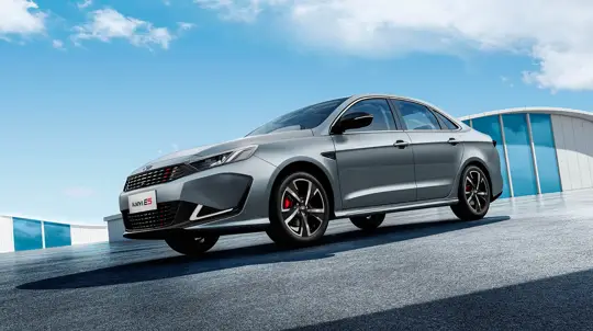 Армия России выбирает китайскую технику: Минобороны пришлось просить помощи