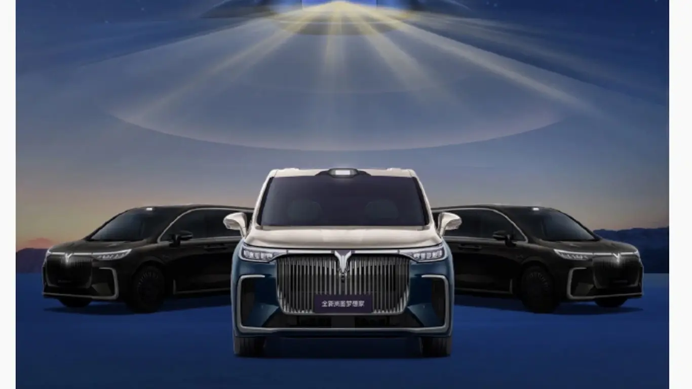 Минивэн Voyah Dreamer обновится и станет безопаснее: ждем в России