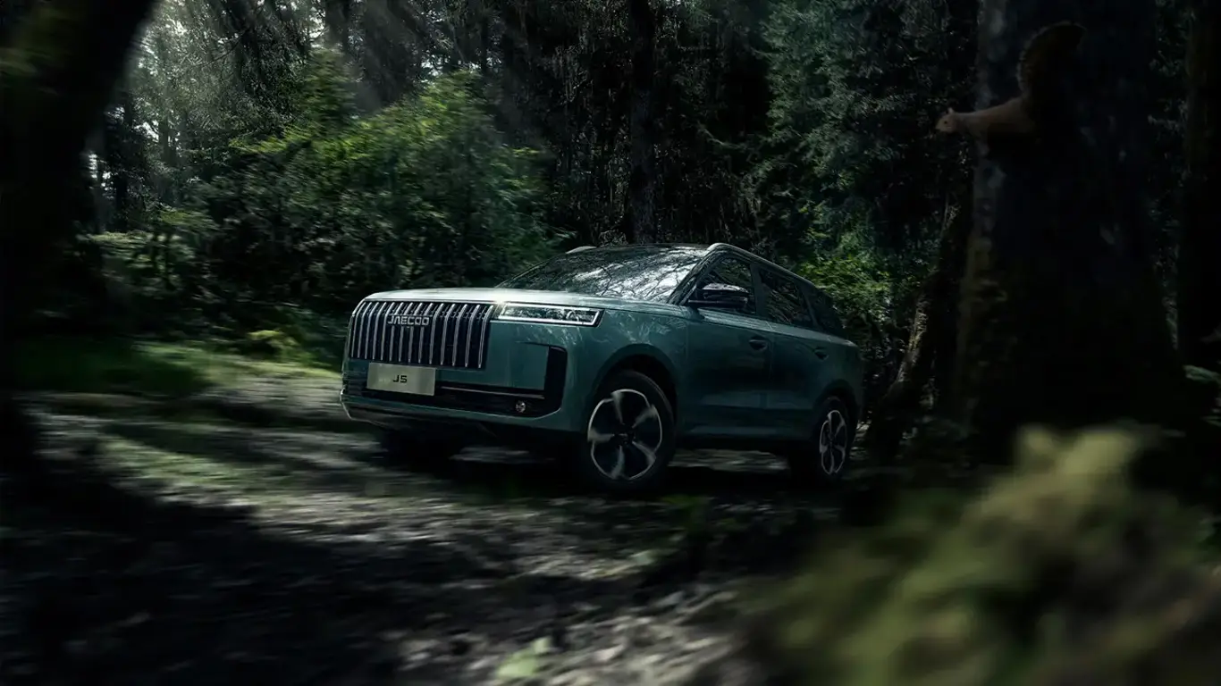 Первый кроссовер, созданный для путешествий с домашними питомцами: скоро в России