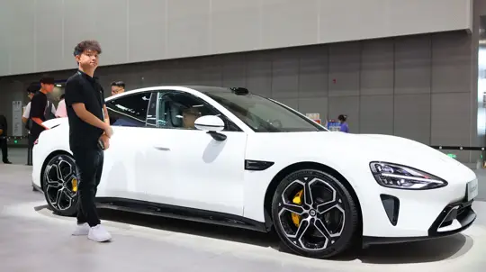 Теперь официально и с гарантией: прорыв 2024 года в мире электрокаров появится в России в 2025 году