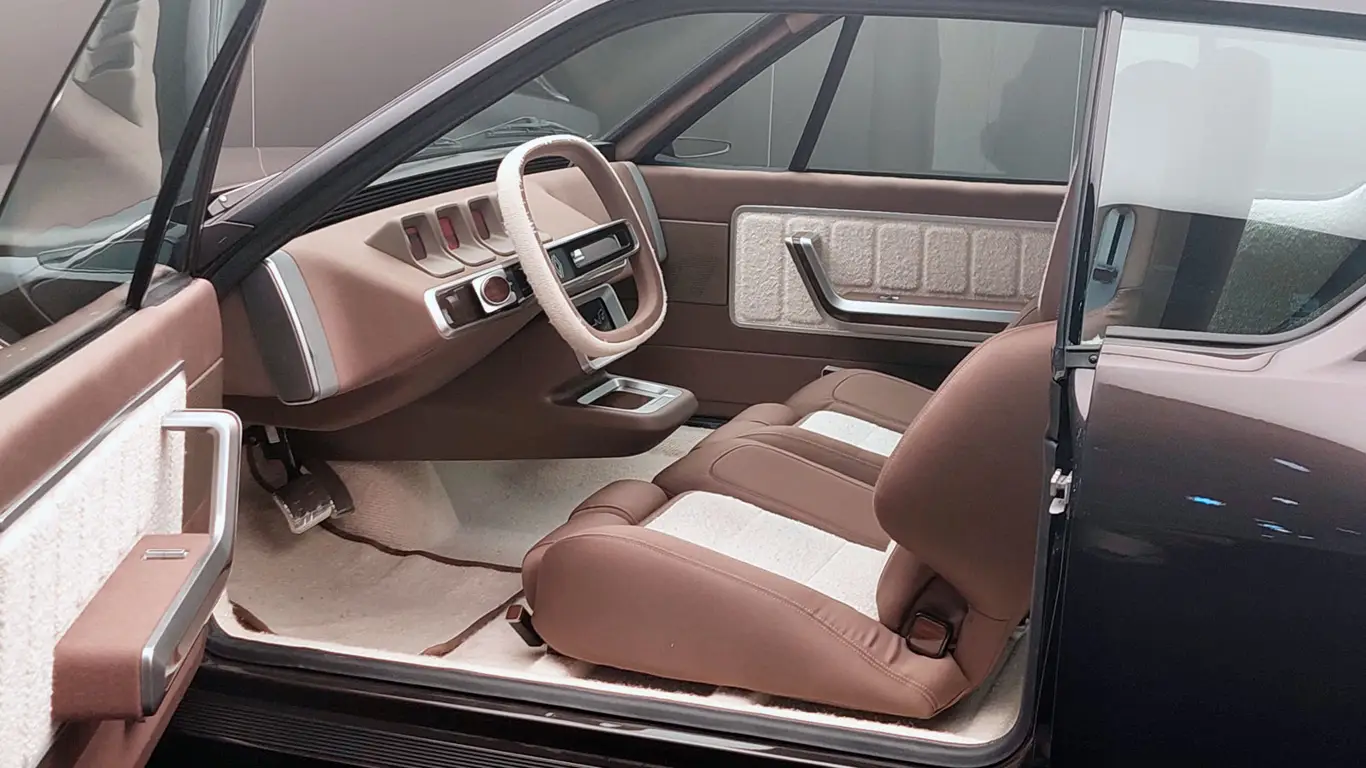 Renault готовит революцию: рулевого колеса больше не будет