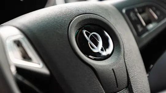 200-сильный российский внедорожник: конкурент Jeep появится совсем скоро