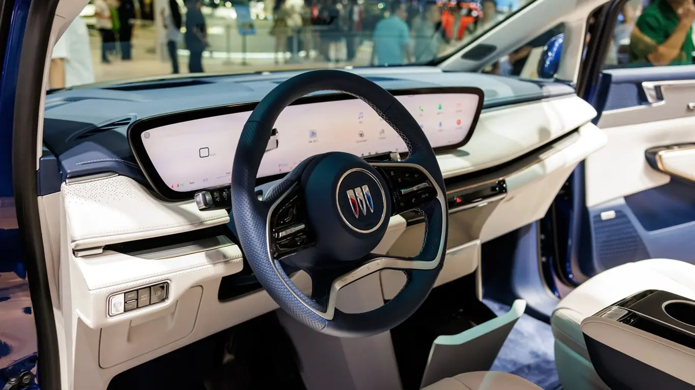 Умная кабина появится благодаря DeepSeek: какие модели ее получат