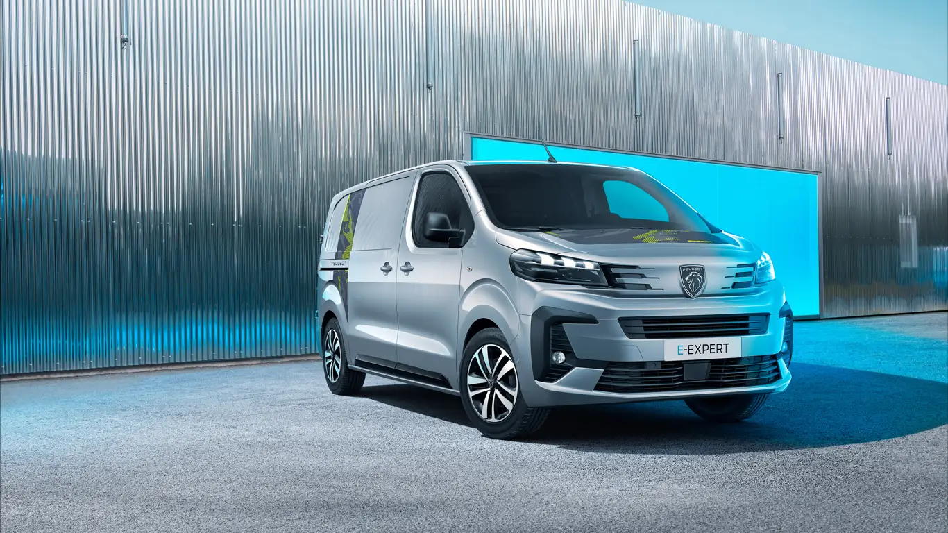 Электробомба для бизнеса: новый Peugeot Expert Tech Edition может потеснить легковые авто