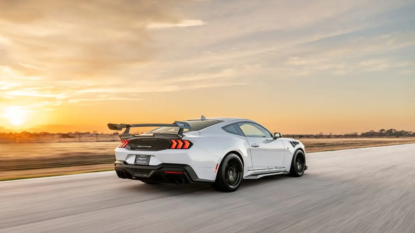 Hennessey Super Venom Mustang уничтожает здравомыслие с 850-сильным Coyote V8