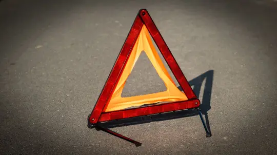 В Клинцовском районе легковушка сбила женщину