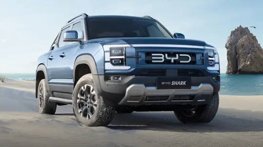 Альянс века: BYD предлагает Tesla объединиться в борьбе с бензиновыми авто