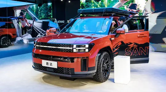 Женщин не пугает внешность: авто 2025 года оказались на любителя