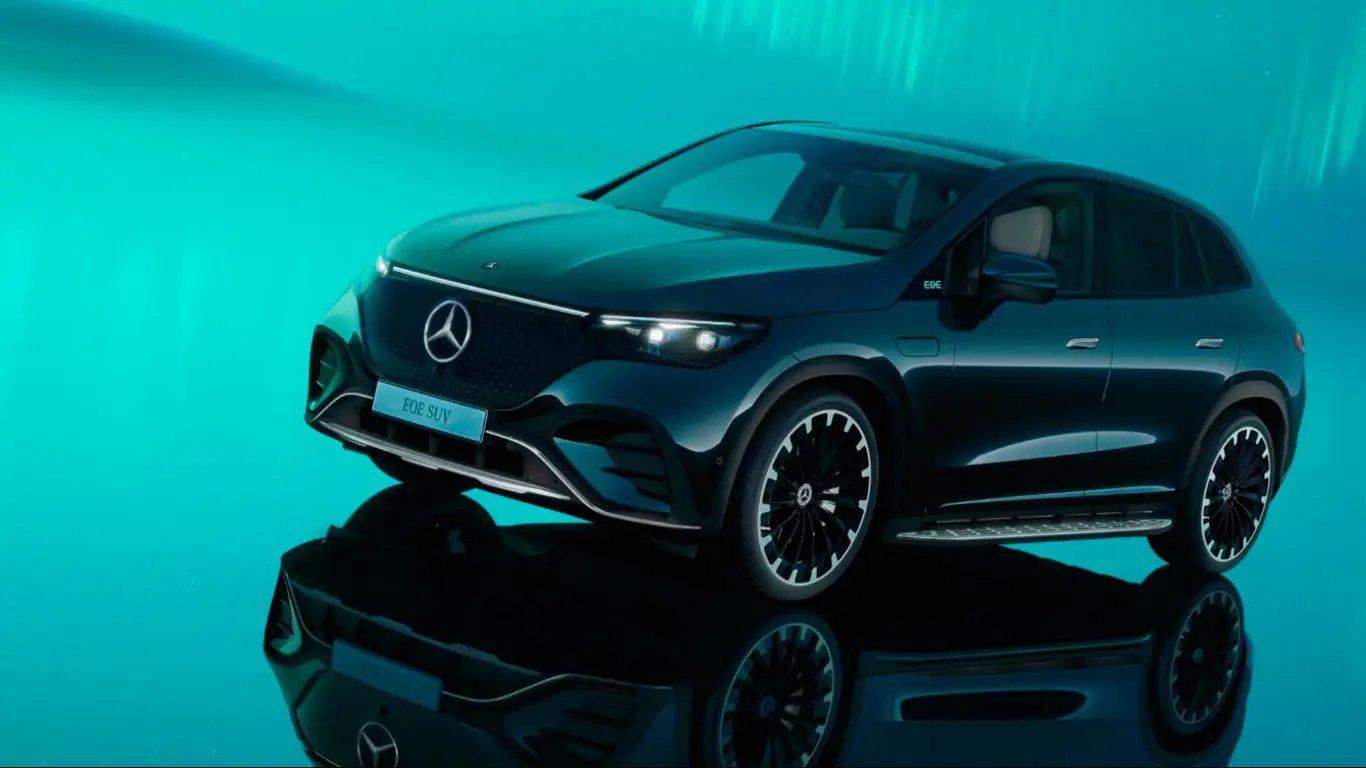 Опасность на дороге: колеса Mercedes EQE могут отлететь на ходу