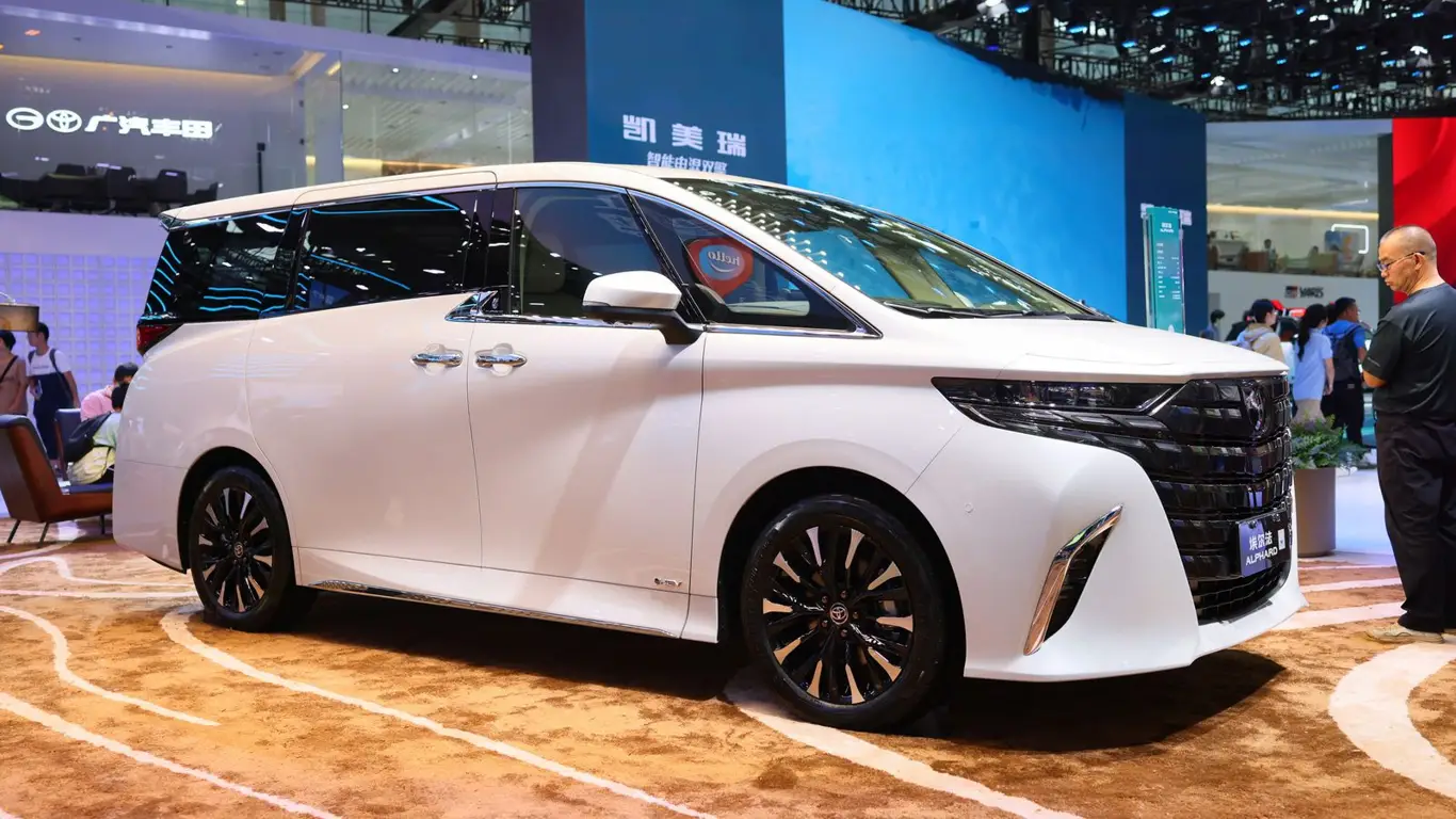 Экологи и вся семья будут счастливы: в России появился один из самых желанных авто 2025 года