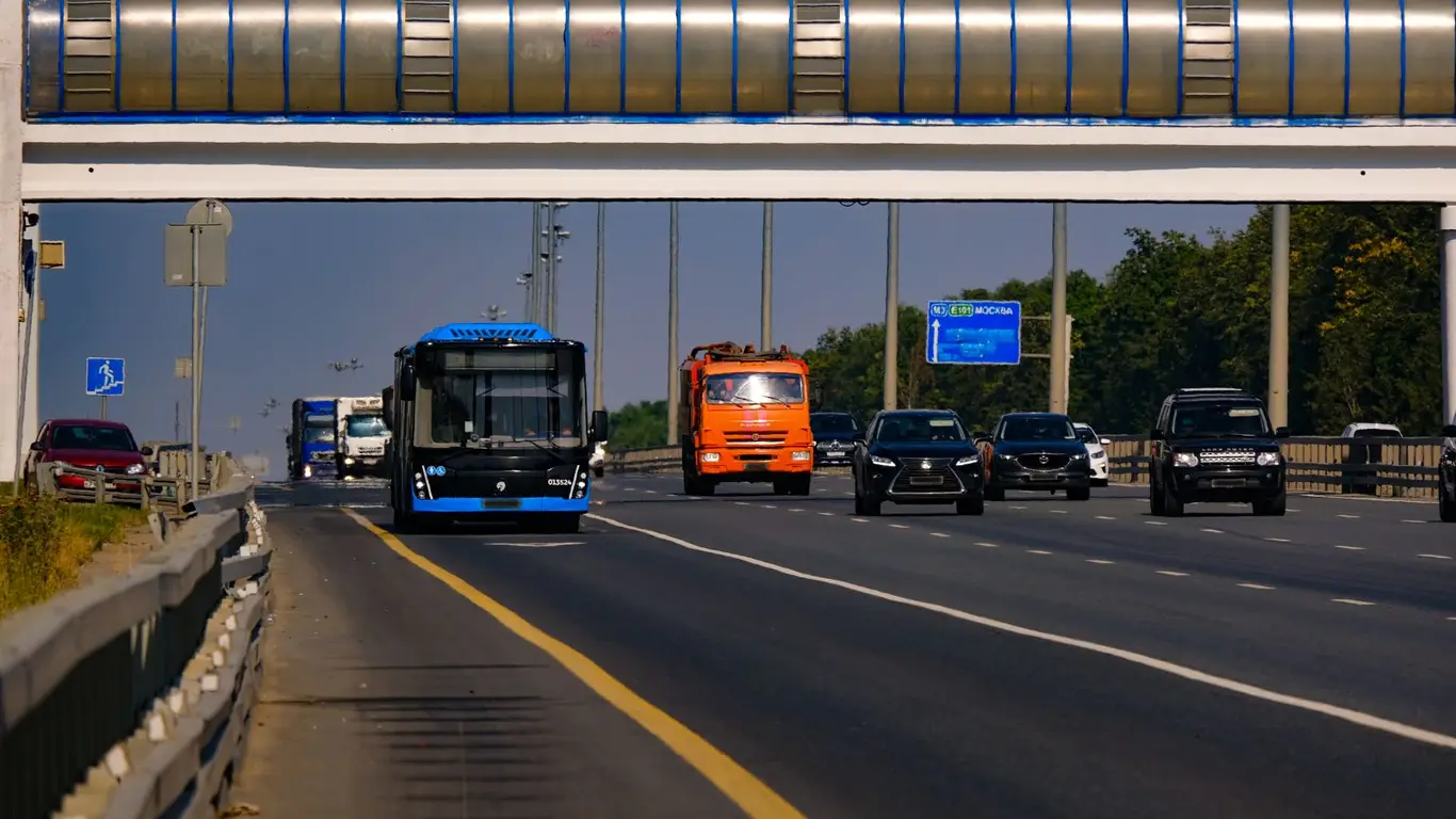 Ловушка при обгоне: большинство водителей не знают этого правила