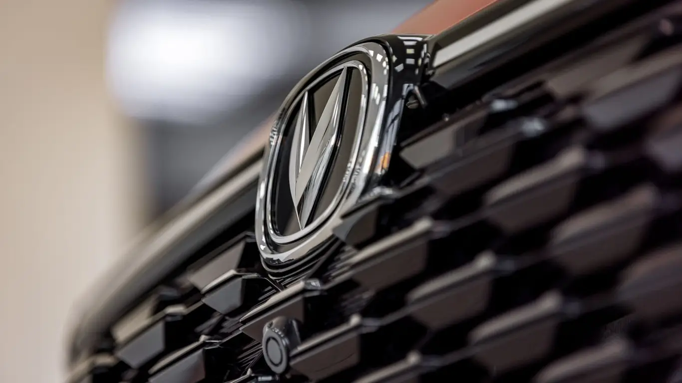 В России скоро выберут лучший автомобиль 2025 года: два китайца уже в деле