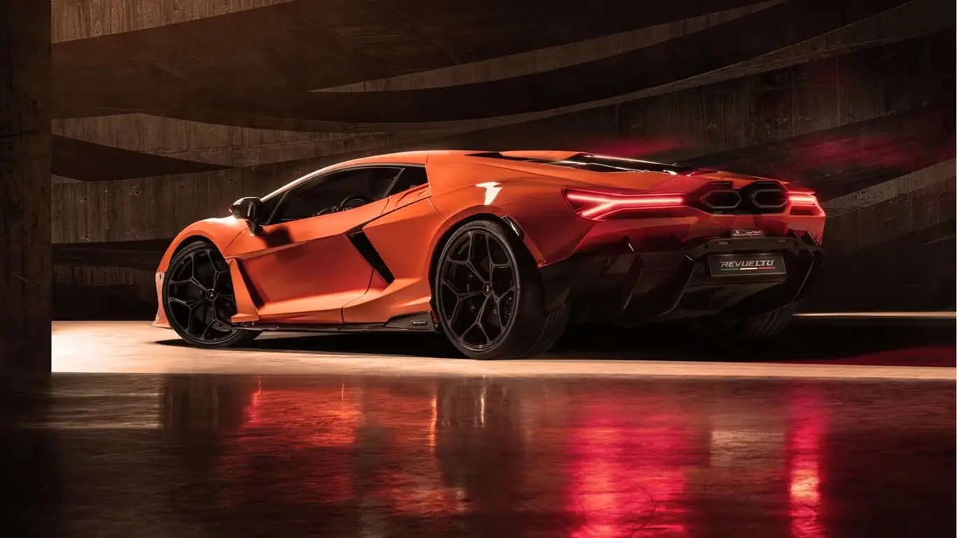 9,4 секунды на четверти мили: Lamborghini наконец уверенно опередила Ferrari и Tesla