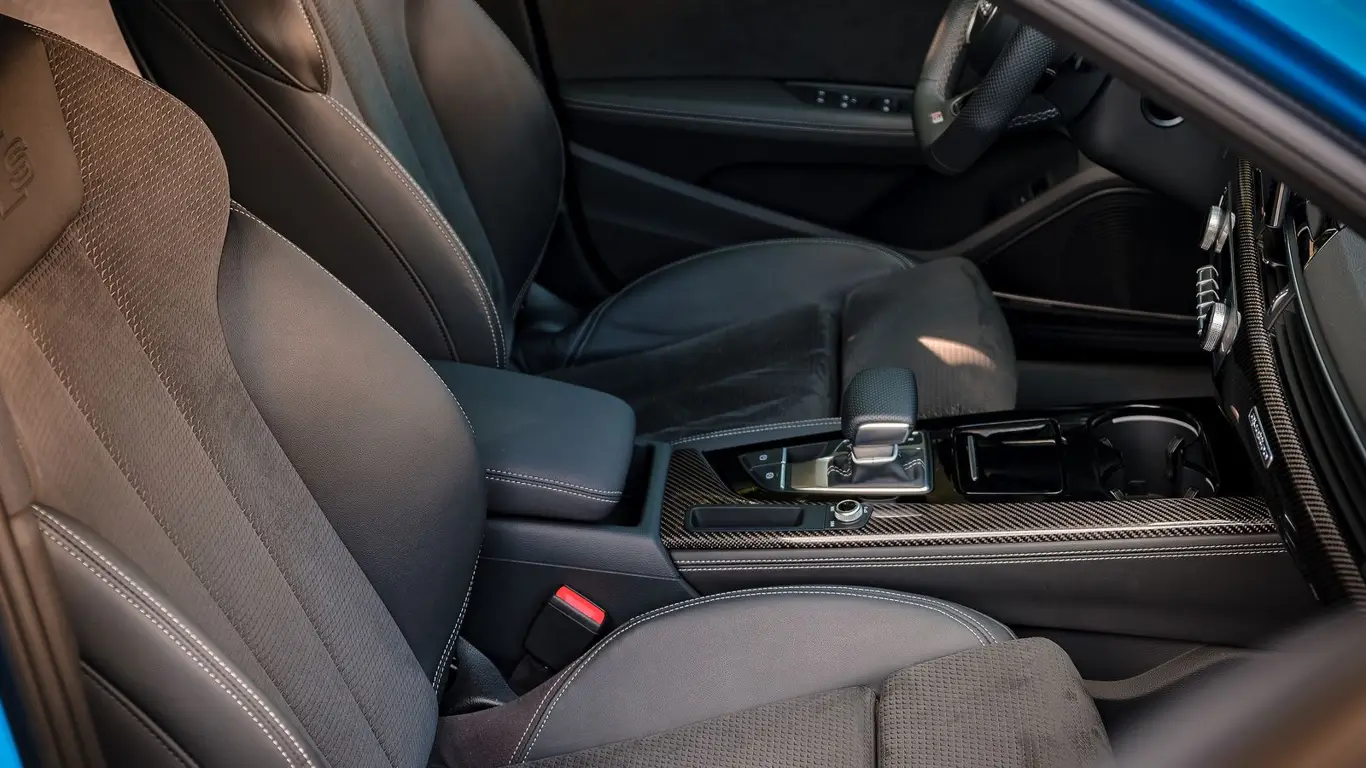 Греем шаверму правильно: в автомобилях есть скрытая печка, о которой мало кто знает