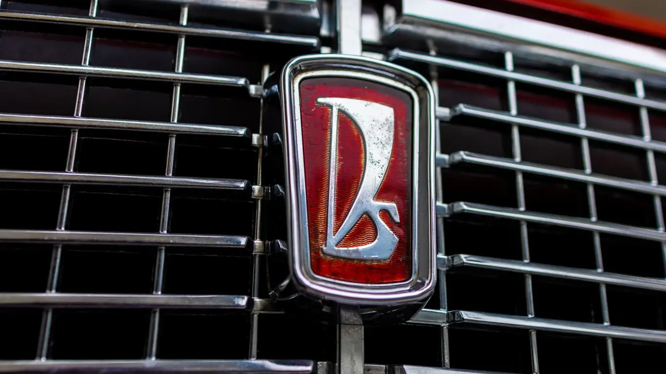 Отечественный автомобиль с роторным двигателем: у россиян появилась уникальная возможность купить редкую машину