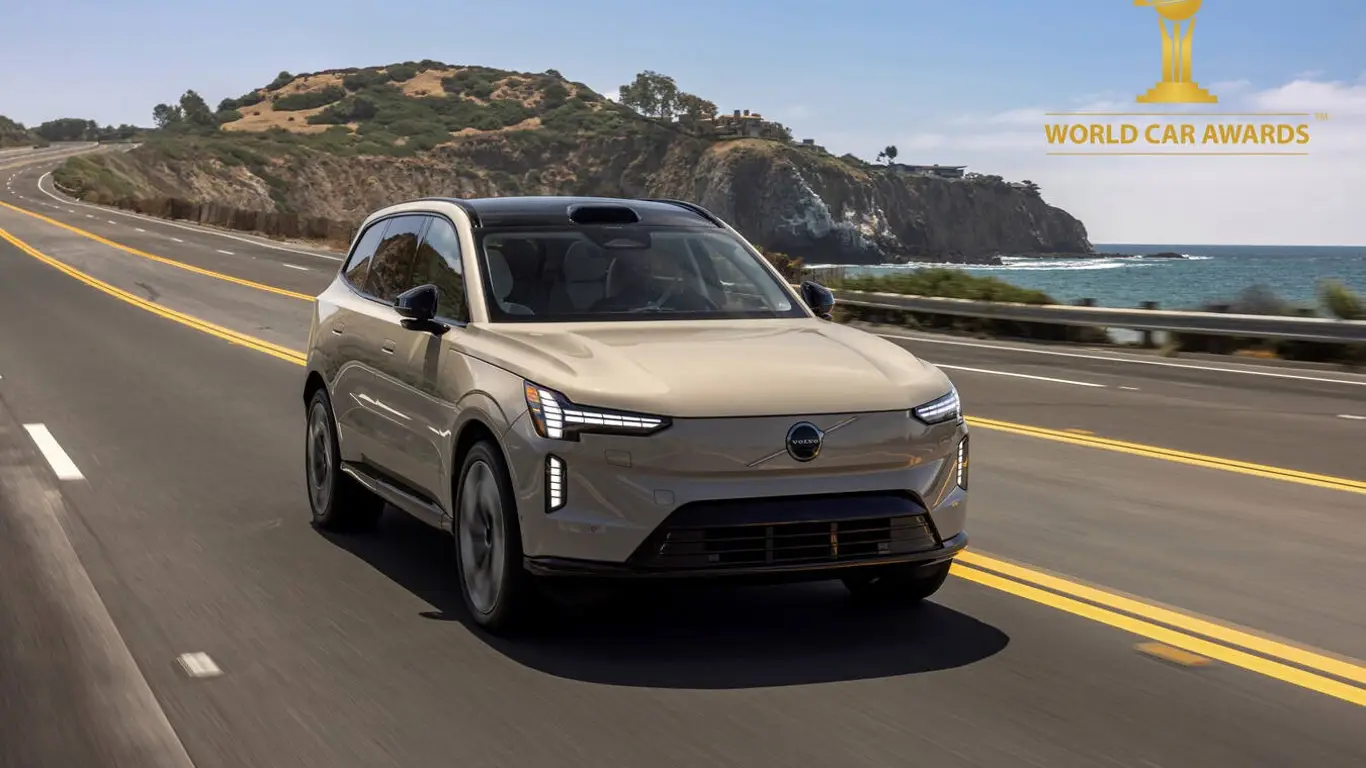 Лучший люксовый автомобиль года: ни за что не догадаетесь, что это за модель