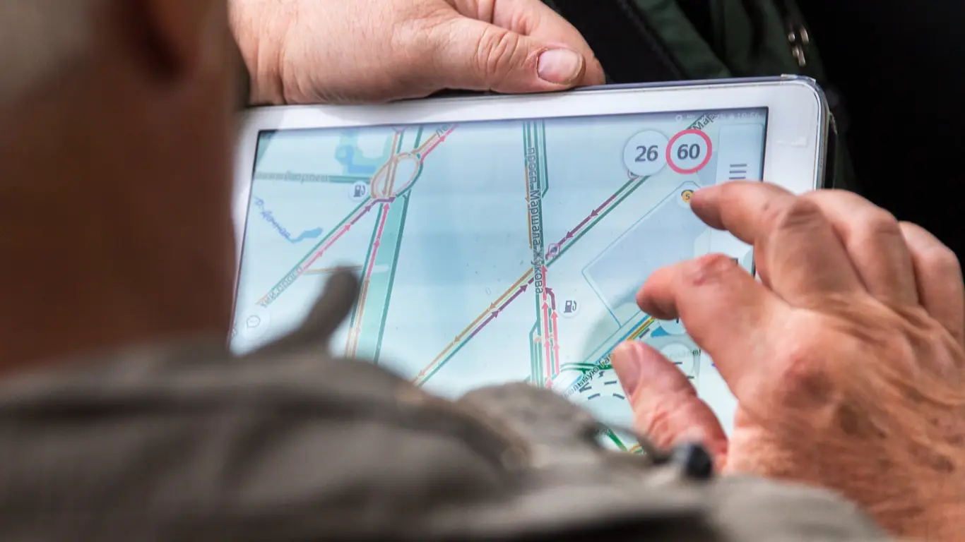 Теперь не заблудитесь: лучшие сервисы для навигации в 2024 году