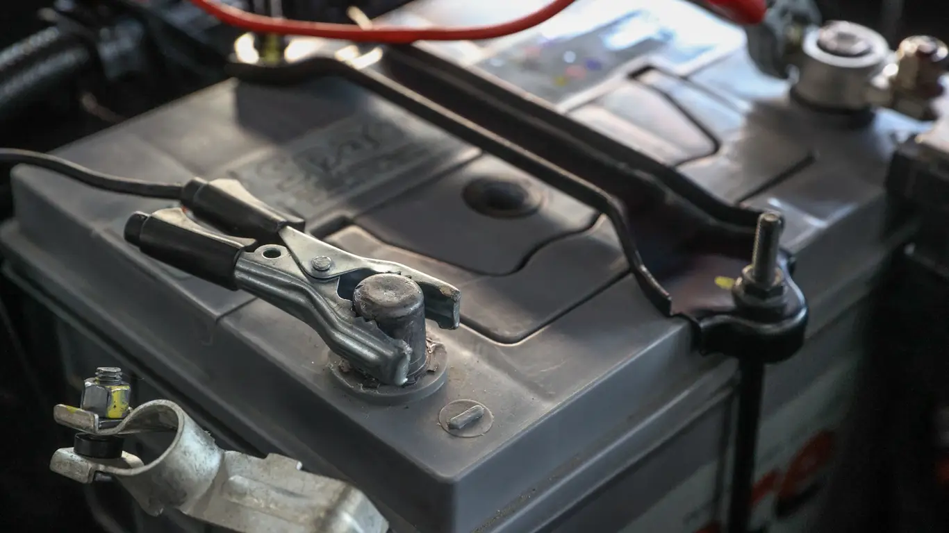 Секреты долговечности автомобильных аккумуляторов: сохраняем работоспособность