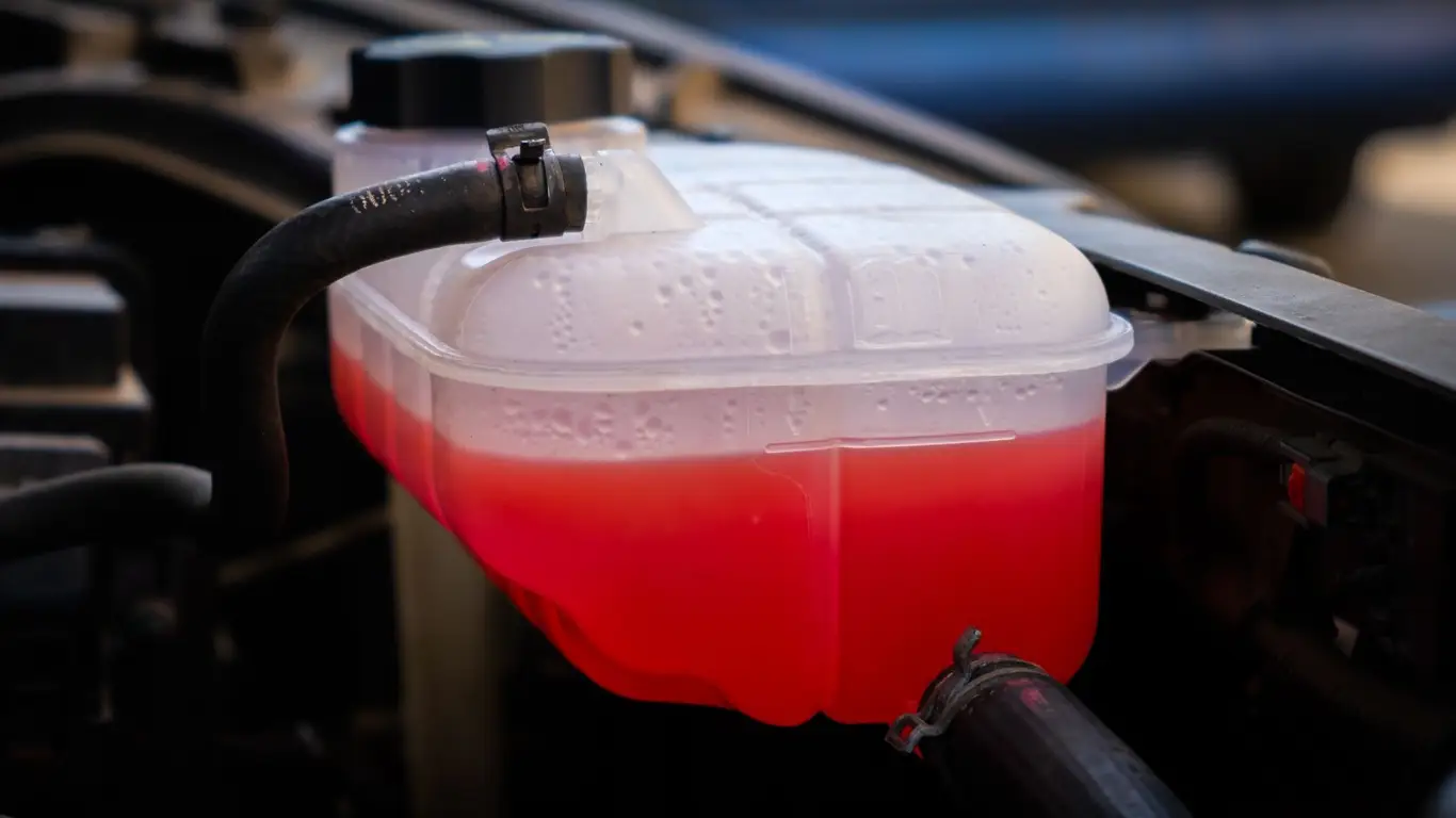 Антифриз: можно ли смешивать разные типы охлаждающей жидкости