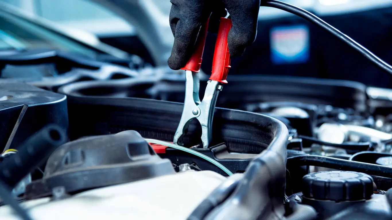 Зарядка аккумулятора автомобиля: полное руководство