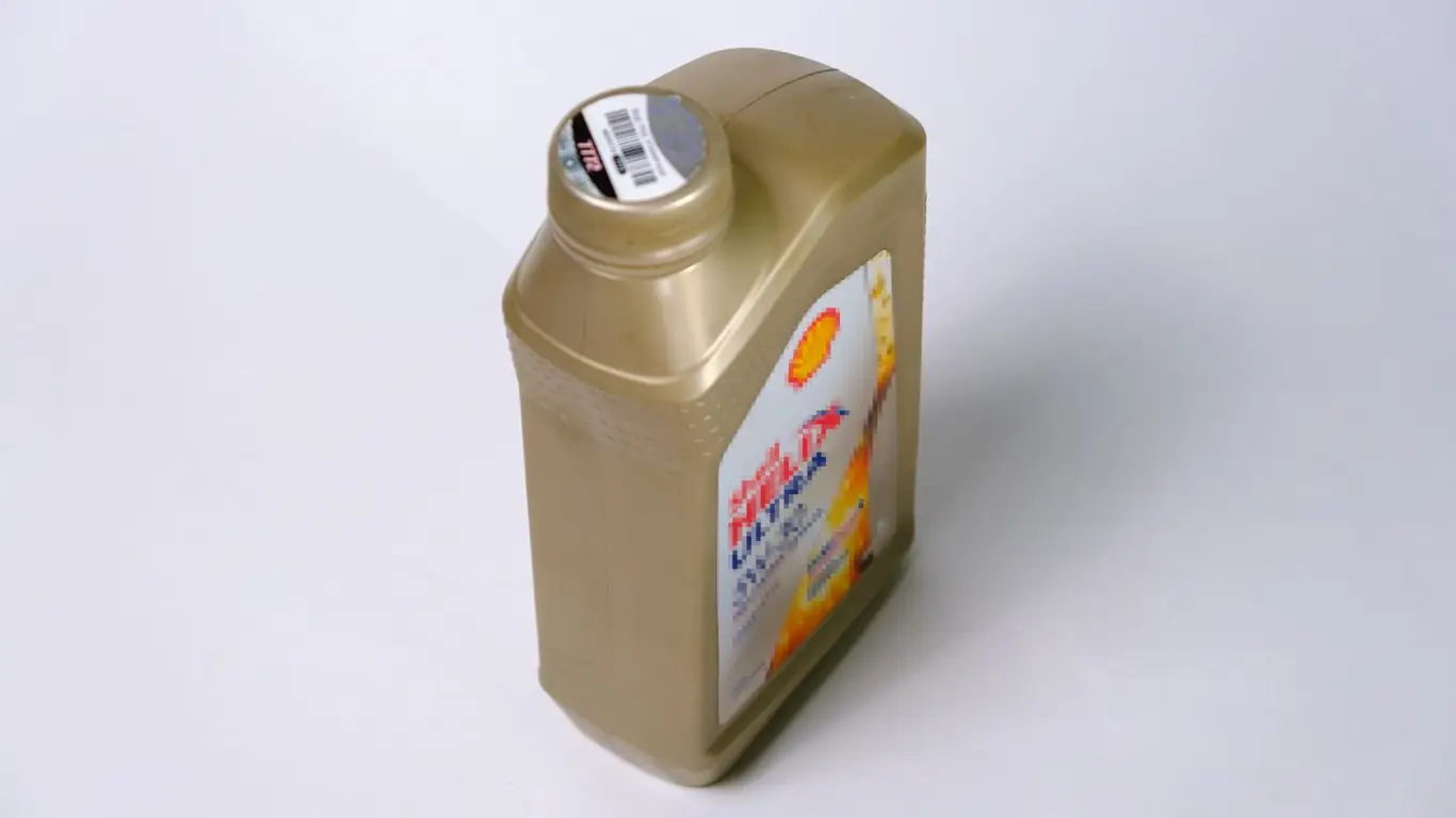 Раскрываем cекреты: как не попасться на поддельное моторное масло — проверенные методы