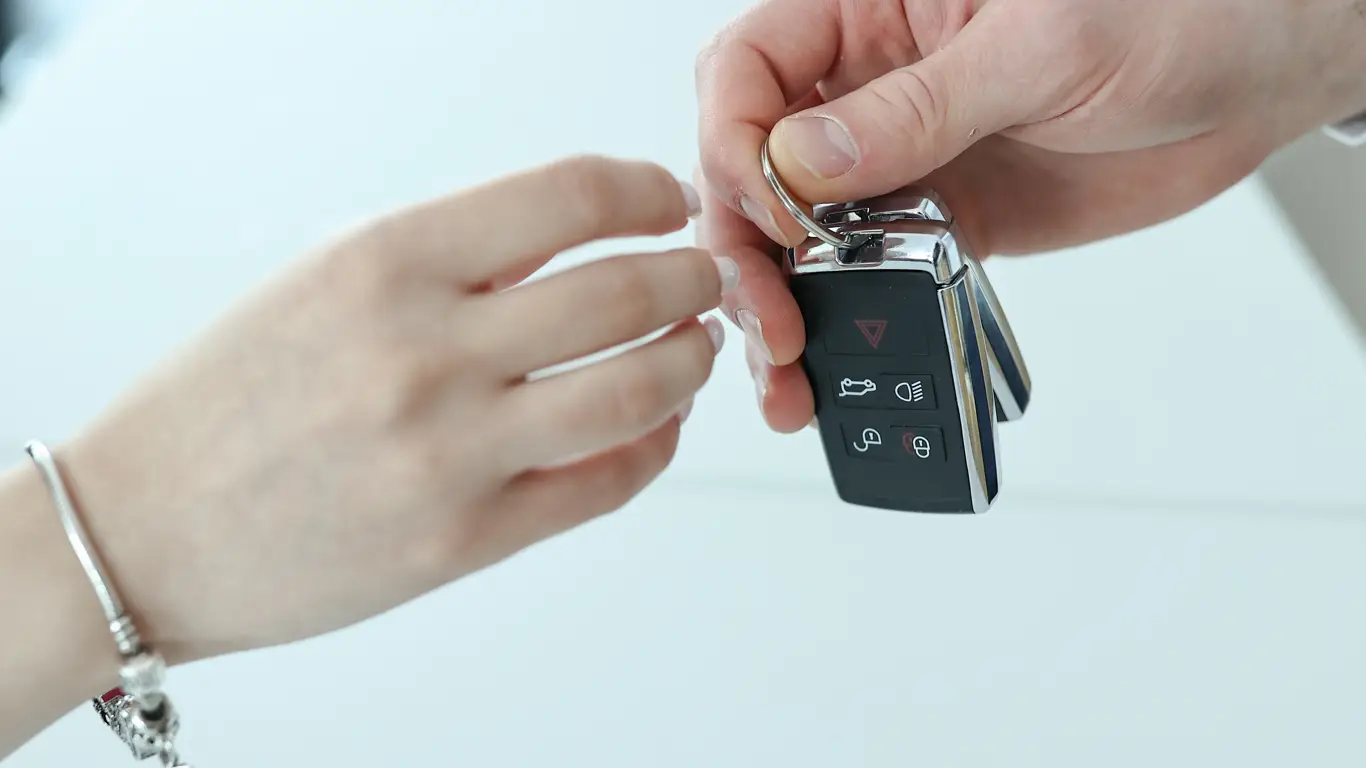 Готовим машину к продаже: простые шаги для максимальной выгоды