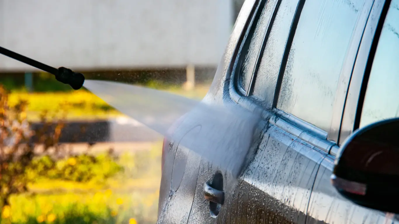 Секреты профессионалов: блестящая чистота вашего автомобиля