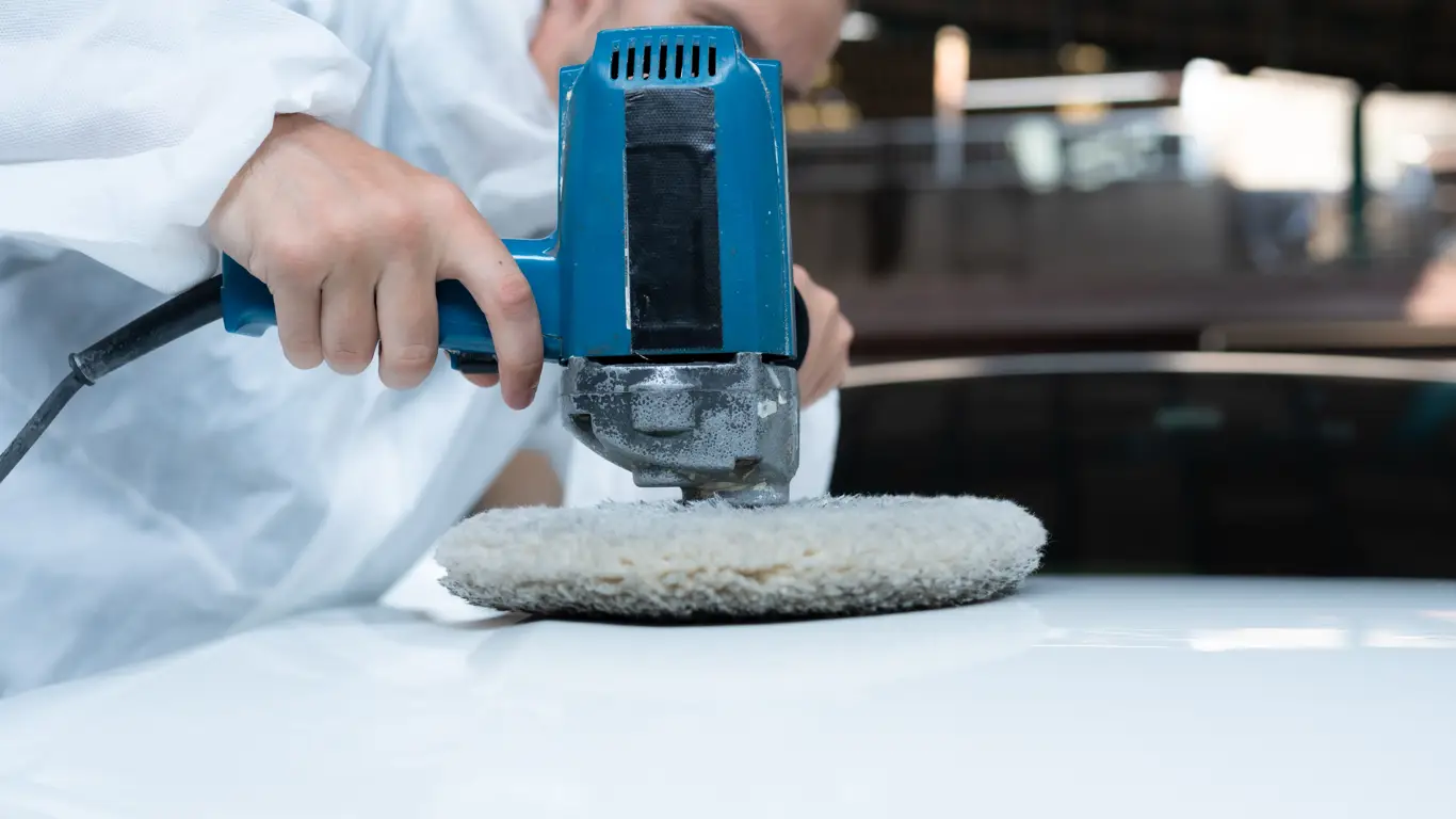 Как легко избавиться от царапин на кузове: сохраните автомобиль в идеальном виде